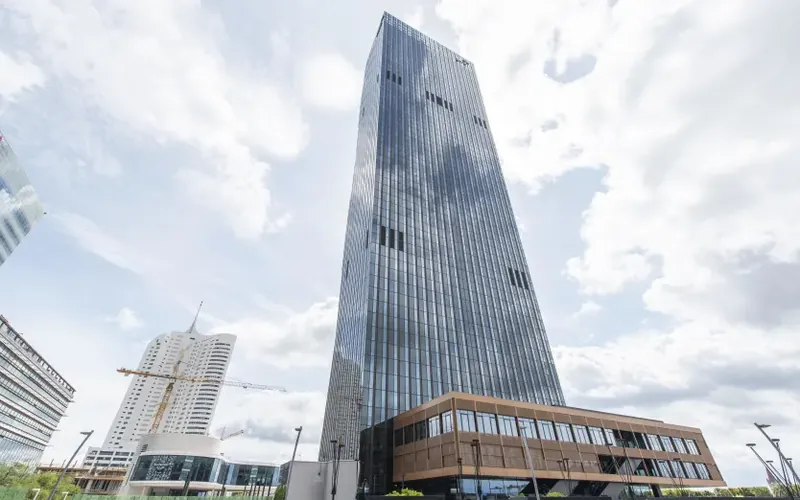 DC Tower in Wien, Bürostandort der Casino-Experten