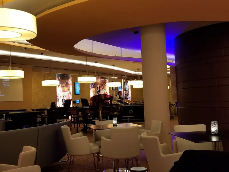 Lounge und Spielbereich im Casino Kleinwalsertal
